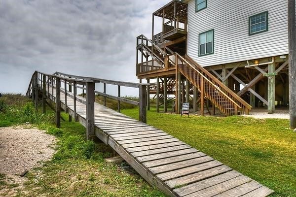 116 Howard Avenue, #F, Freeport, TX 77541 walkover to the beach