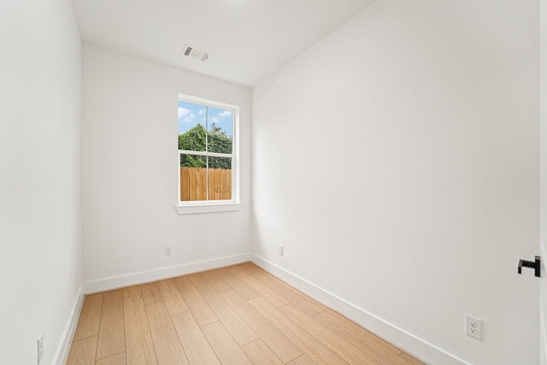4506 Terry Street, Houston, TX 77009