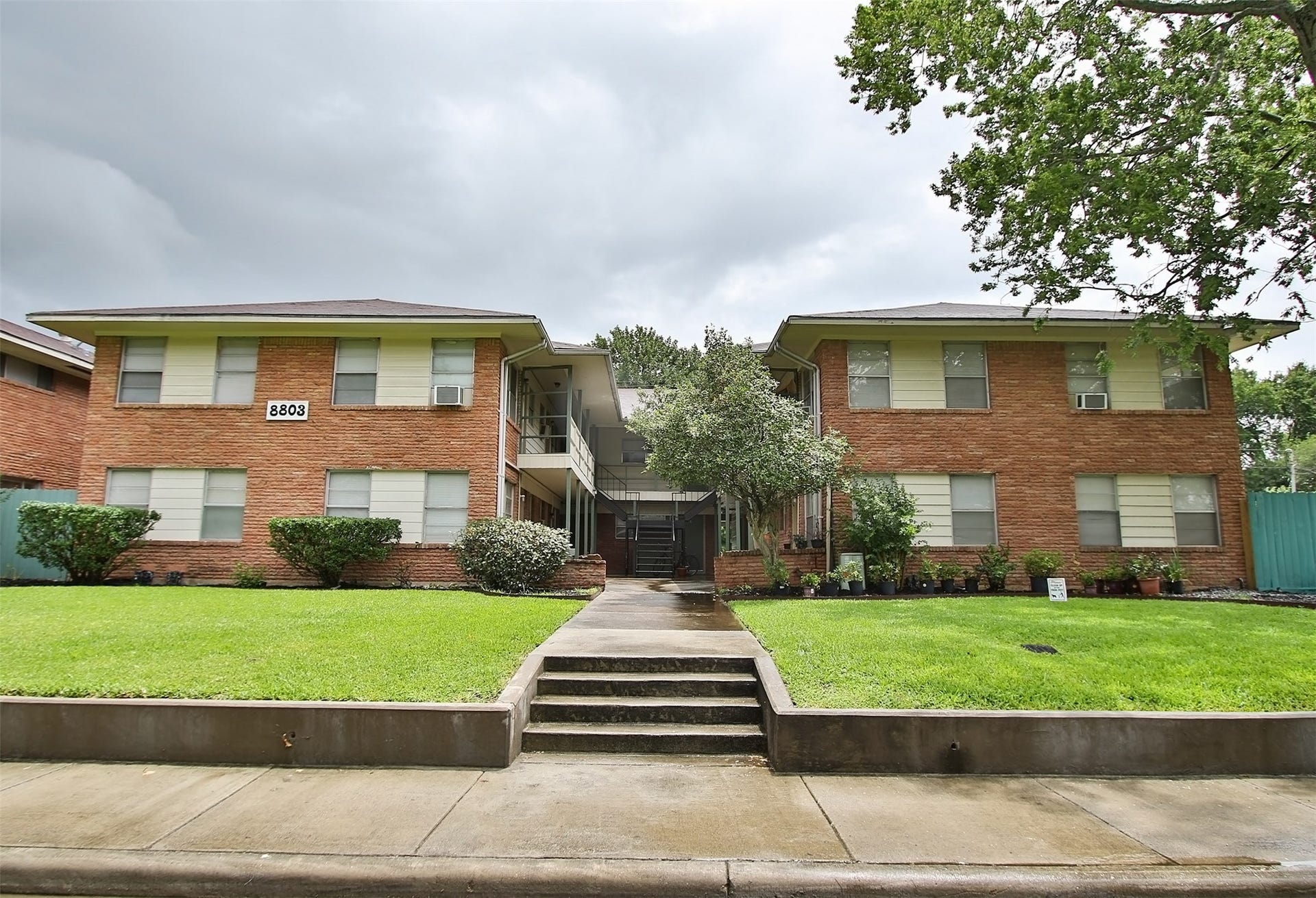8803 Timberside, #13, Houston, TX 77025 8803 Timberside, #13, Houston, TX 77025