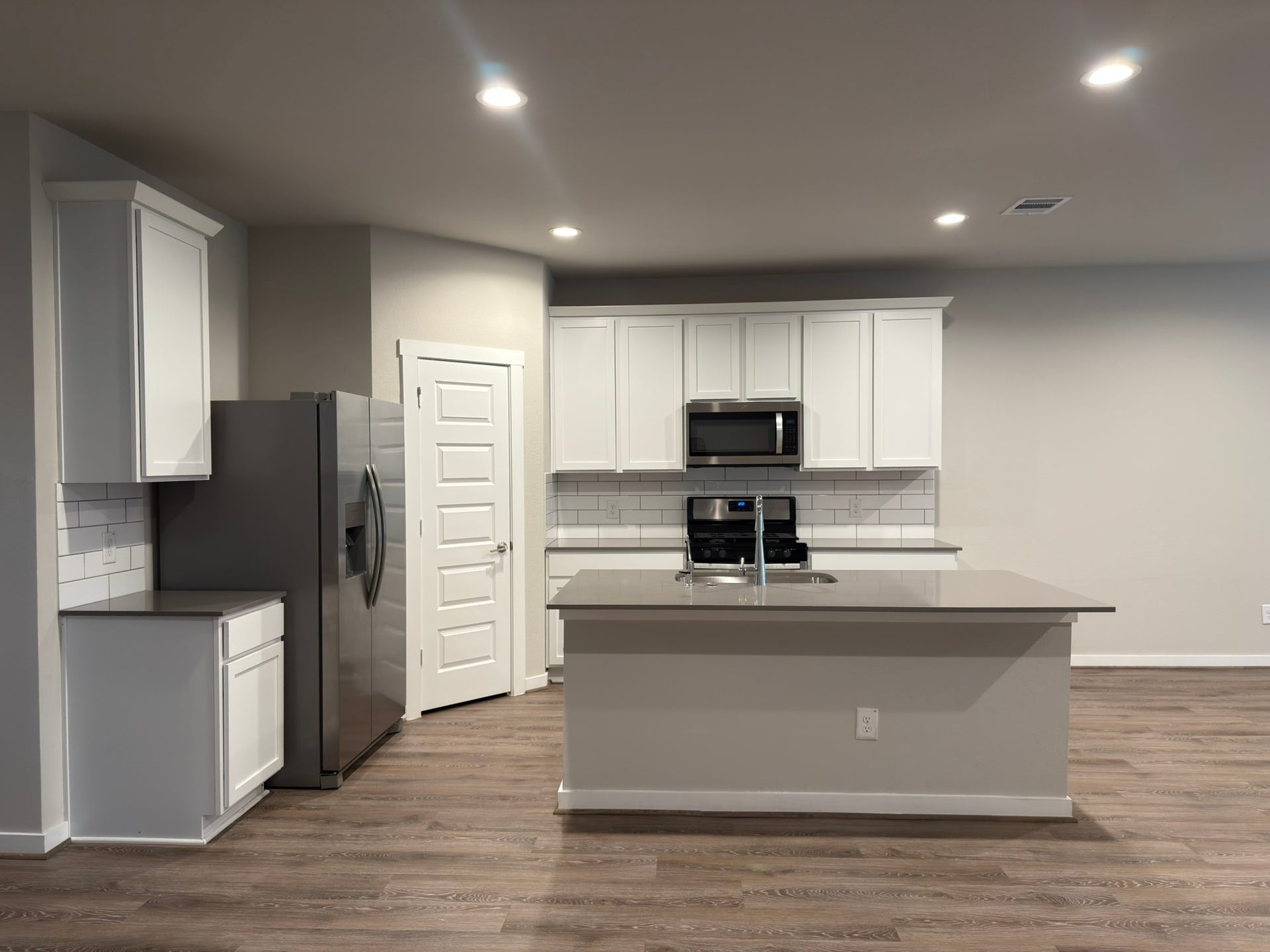7735 Rainham Valley Lane, Richmond, TX 77407 7735 Rainham Valley Lane, Richmond, TX 77407