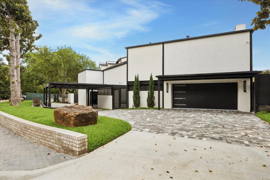 Property photo for 13 Tiel Way, Houston, TX