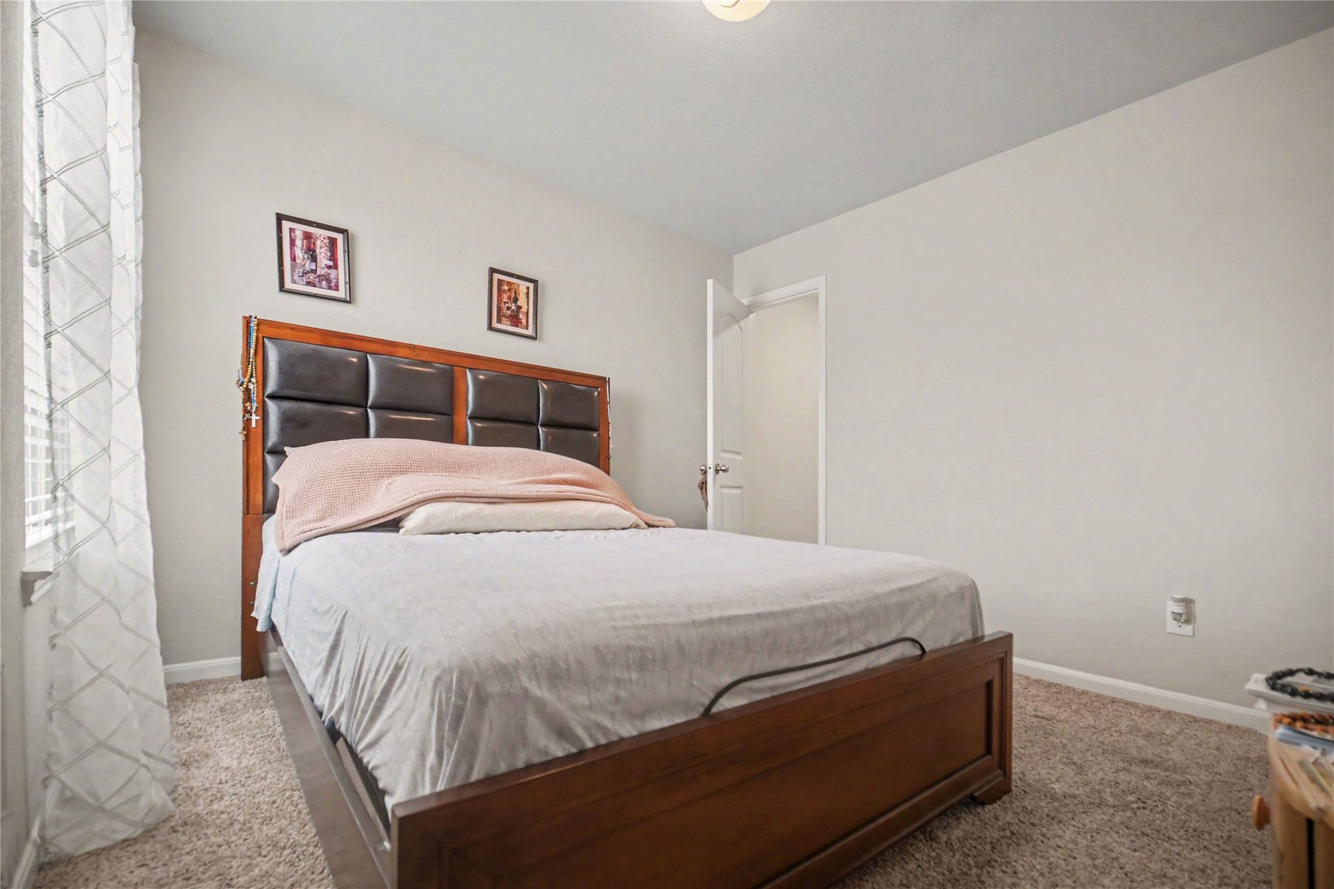 2027 Bravos Manor Lane, Fresno, TX 77545 2027 Bravos Manor Lane, Fresno, TX 77545