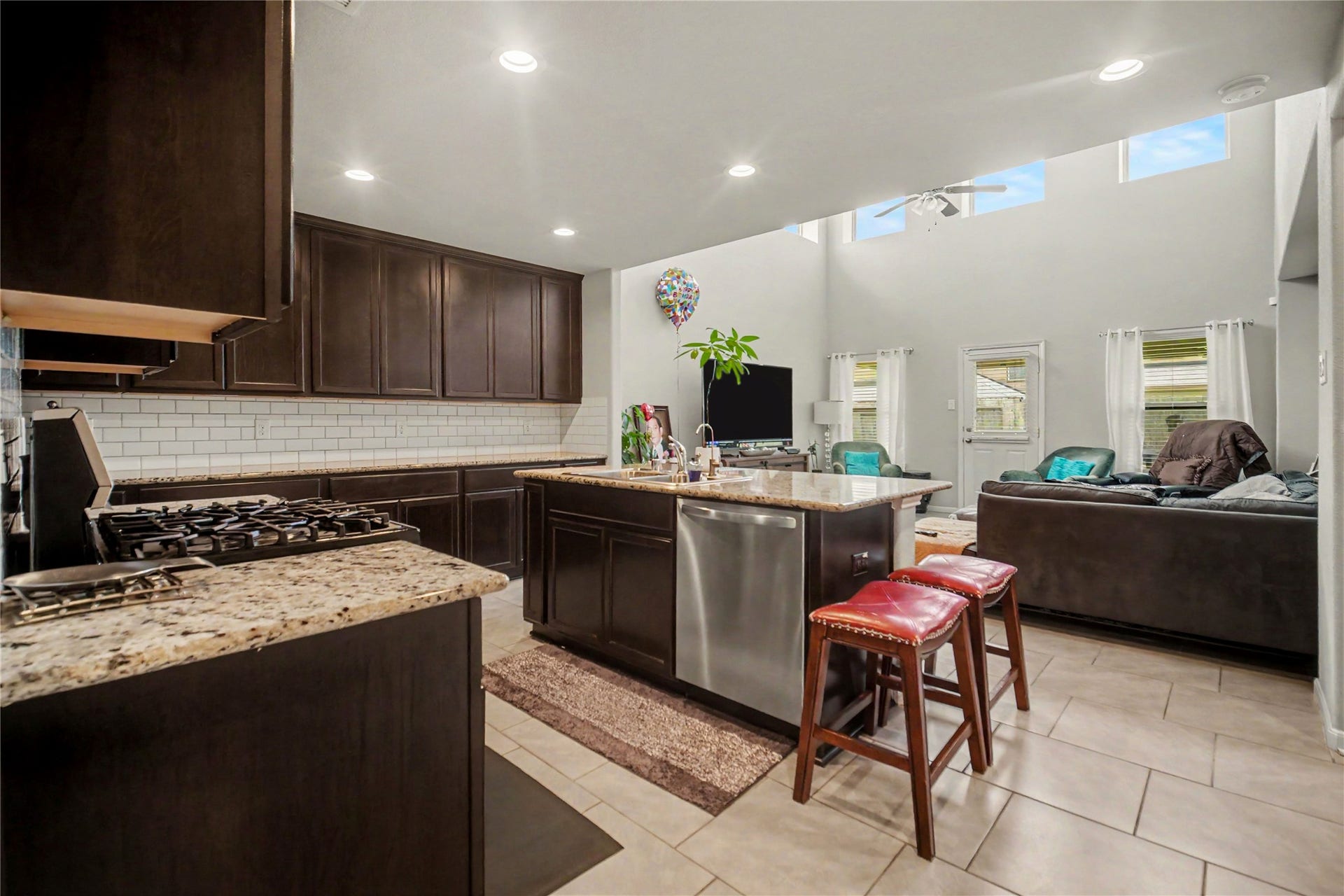 2027 Bravos Manor Lane, Fresno, TX 77545 2027 Bravos Manor Lane, Fresno, TX 77545