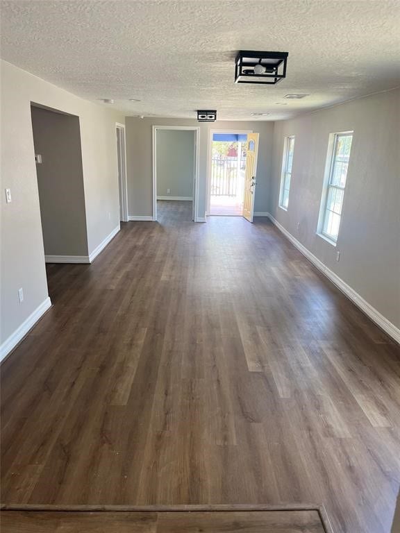 3434 Easy Street, Houston, TX 77026 a large family room with plenty of natural lighting and space for all furniture!