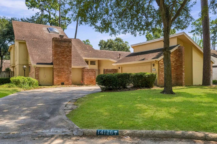 Property photo for 14126 Saddlebend Drive, Houston, TX