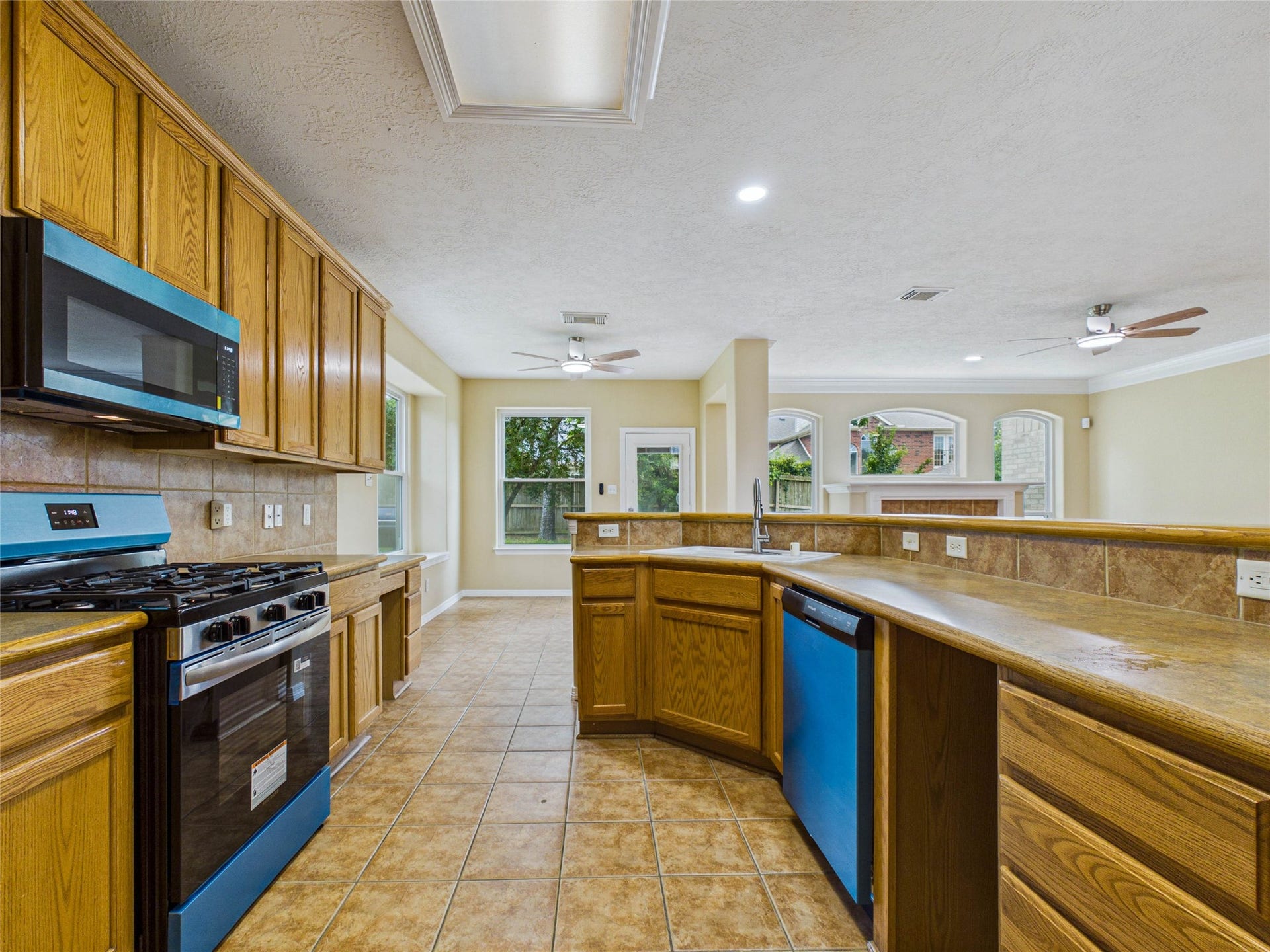 8506 Mile Run Road, Humble, TX 77346 8506 Mile Run Road, Humble, TX 77346