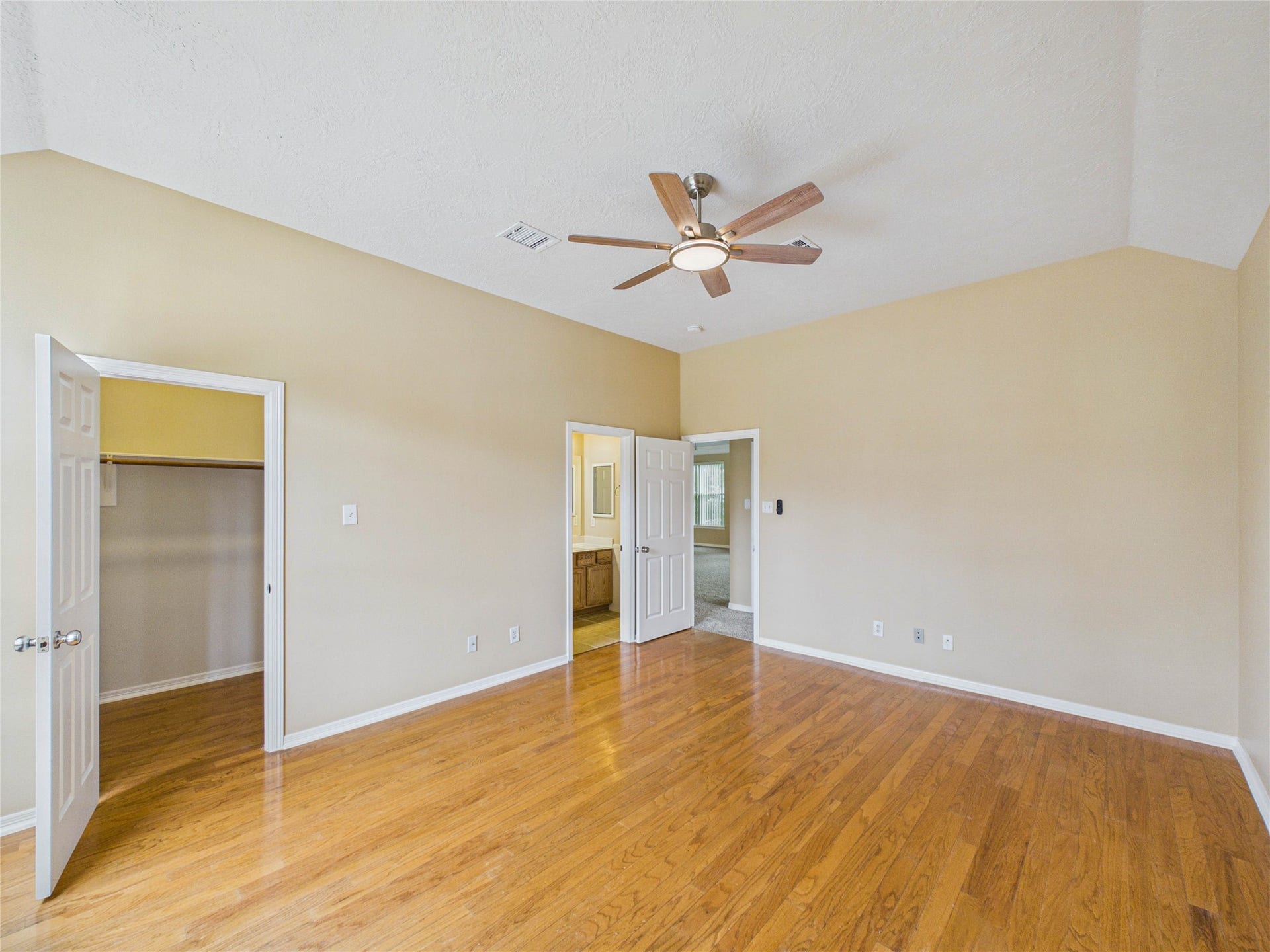 8506 Mile Run Road, Humble, TX 77346 8506 Mile Run Road, Humble, TX 77346