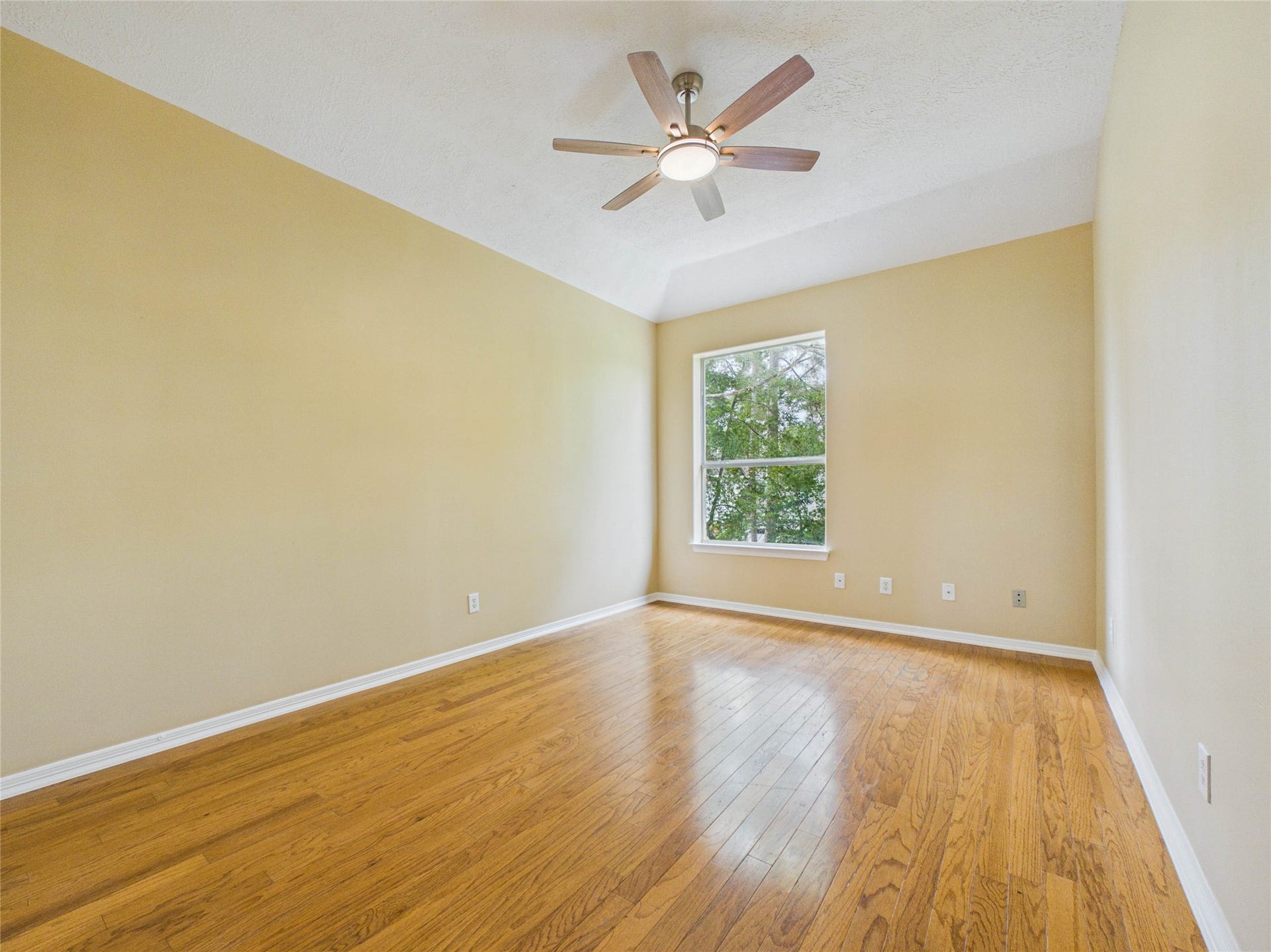 8506 Mile Run Road, Humble, TX 77346 8506 Mile Run Road, Humble, TX 77346