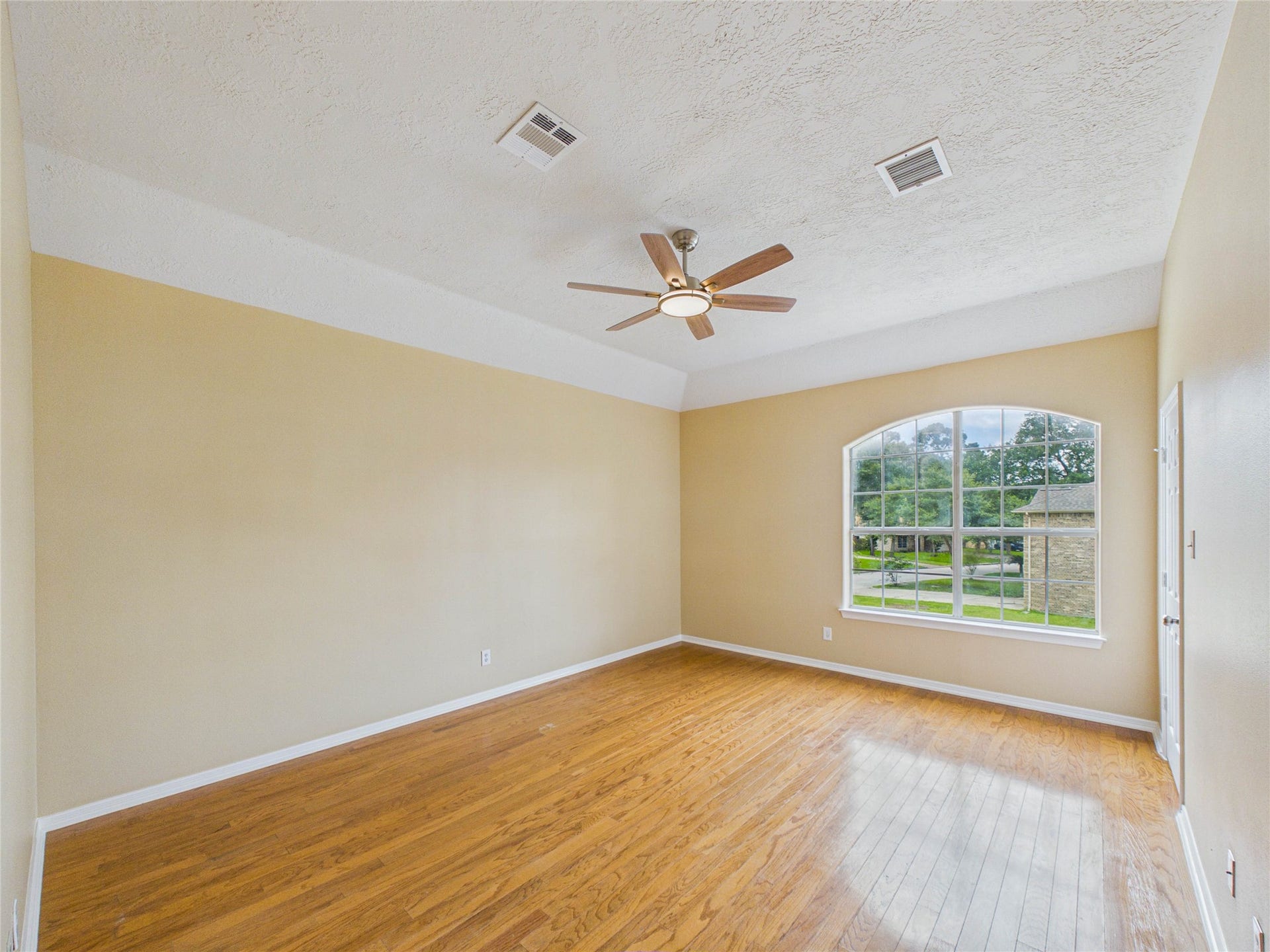 8506 Mile Run Road, Humble, TX 77346 8506 Mile Run Road, Humble, TX 77346