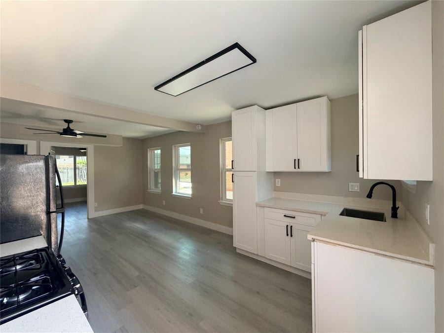 Property photo for 5014 Jefferson St, #21, Houston, TX