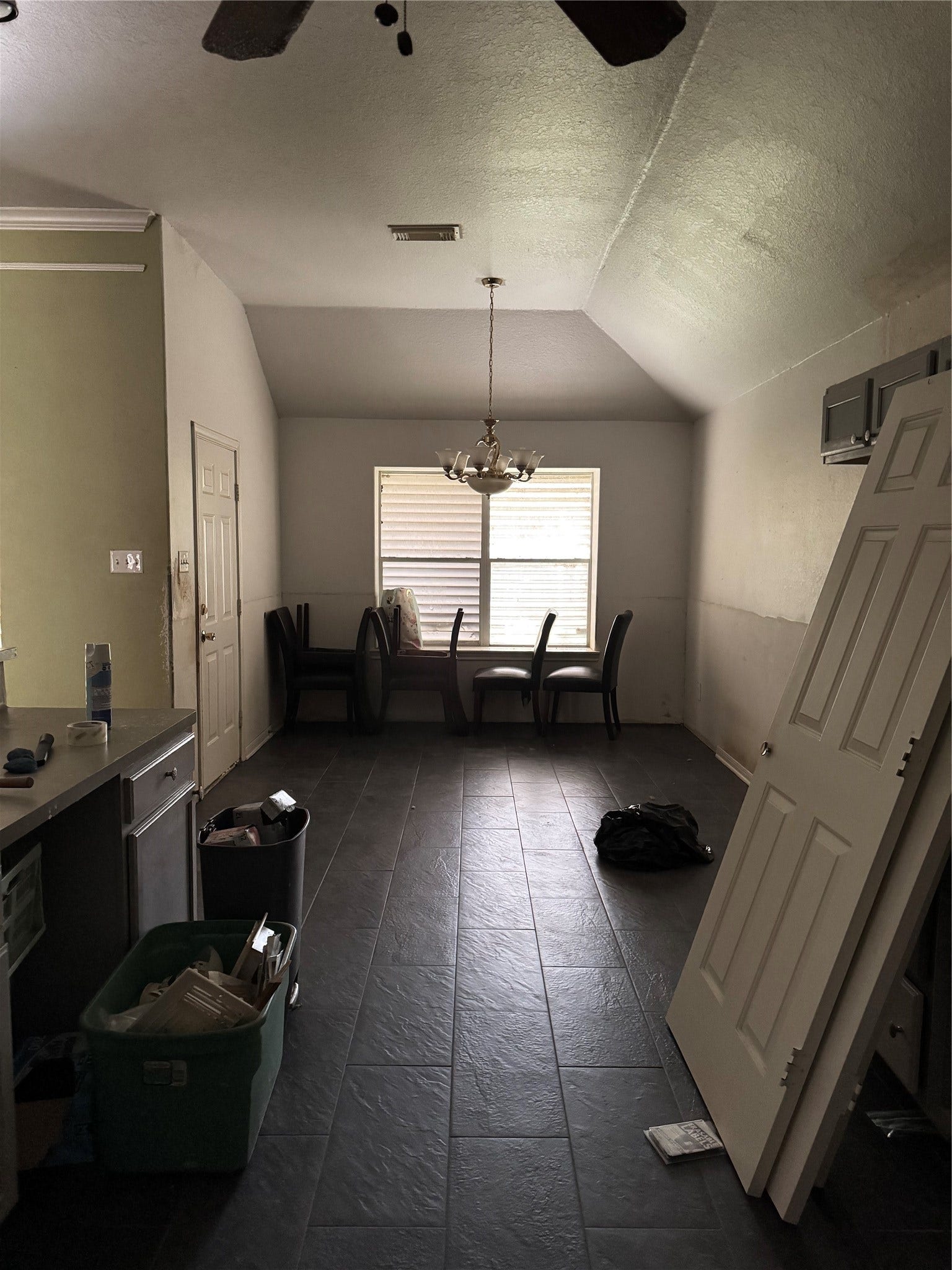 509 12th Avenue N, Texas City, TX 77590 Dining off kitchen facing back door
