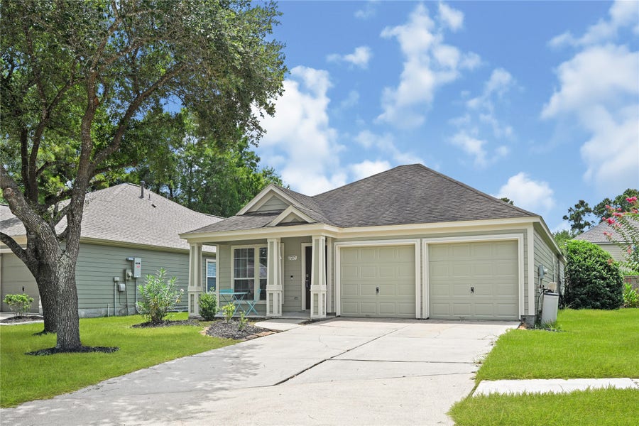 Property photo for 17215 Kobuk Valley Circle, Humble, TX