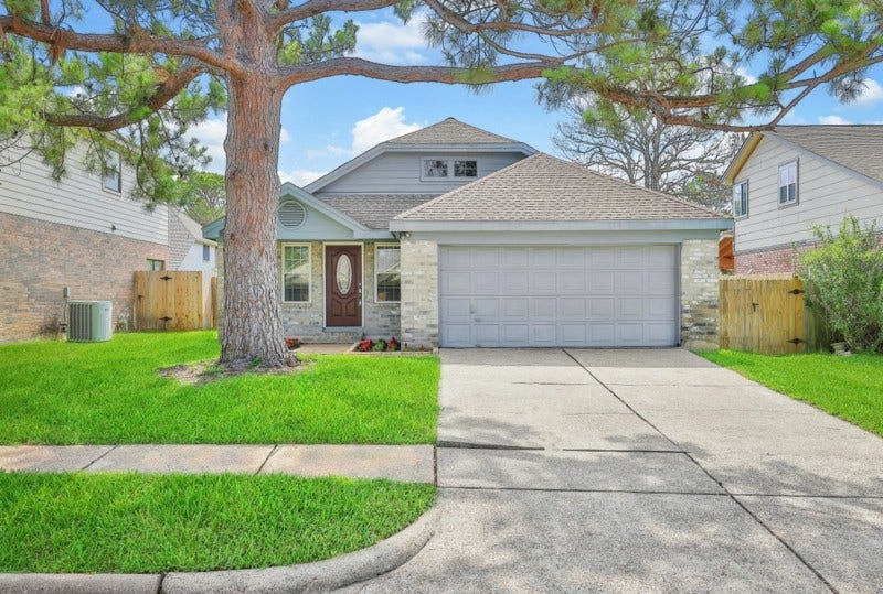 Property photo for 1223 Berrystone Trail, Missouri City, TX