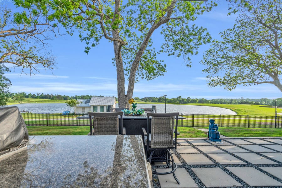 Property photo for 9727 Greenridge View Drive, Willis, TX