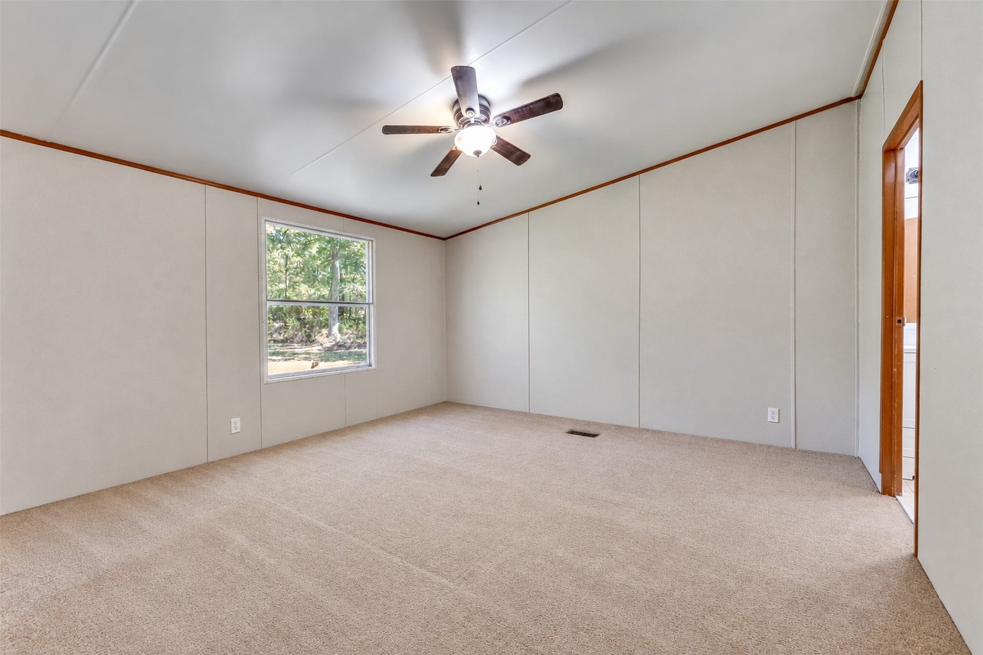 2009 Holder Rambo Road, Huffman, TX 77336 Primary Bedroom
