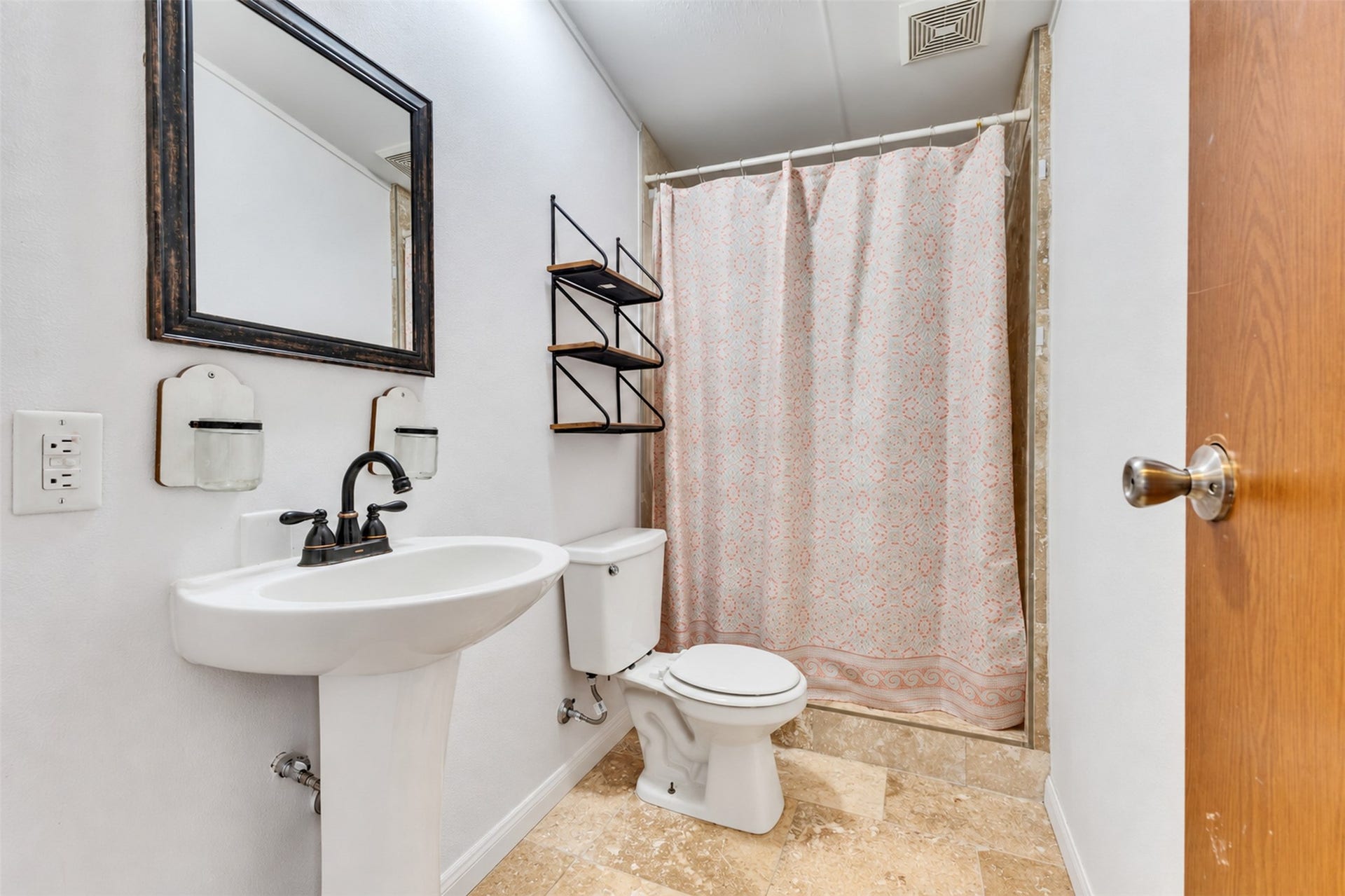 2009 Holder Rambo Road, Huffman, TX 77336 Second Bath