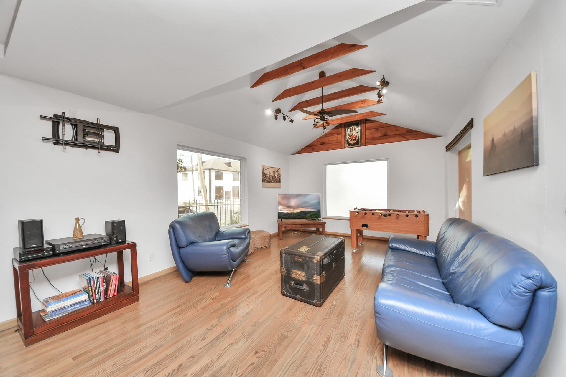2402 Barbee Street, Houston, TX 77004 2402 Barbee Street, Houston, TX 77004
