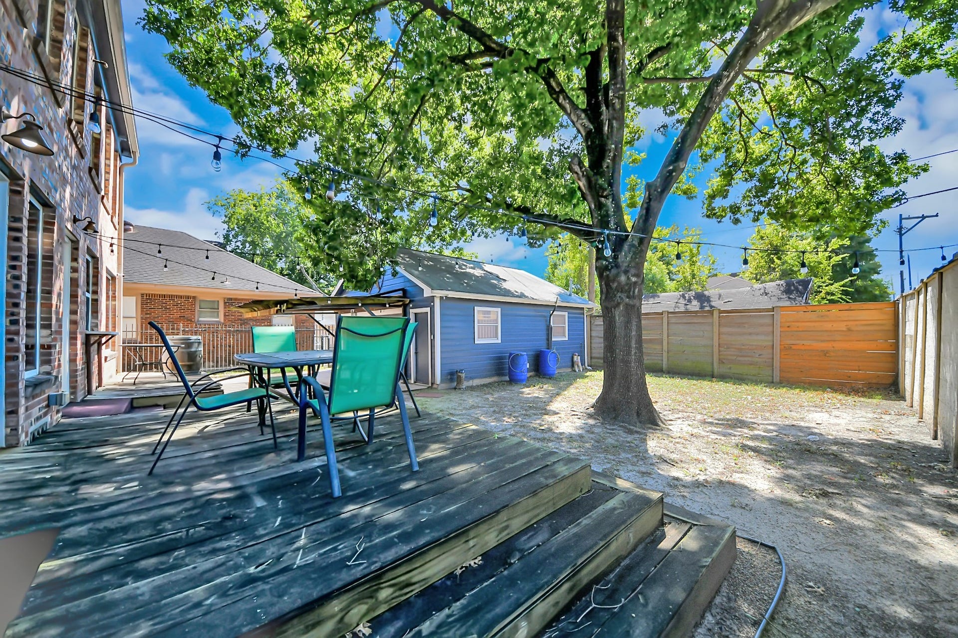 2402 Barbee Street, Houston, TX 77004 2402 Barbee Street, Houston, TX 77004