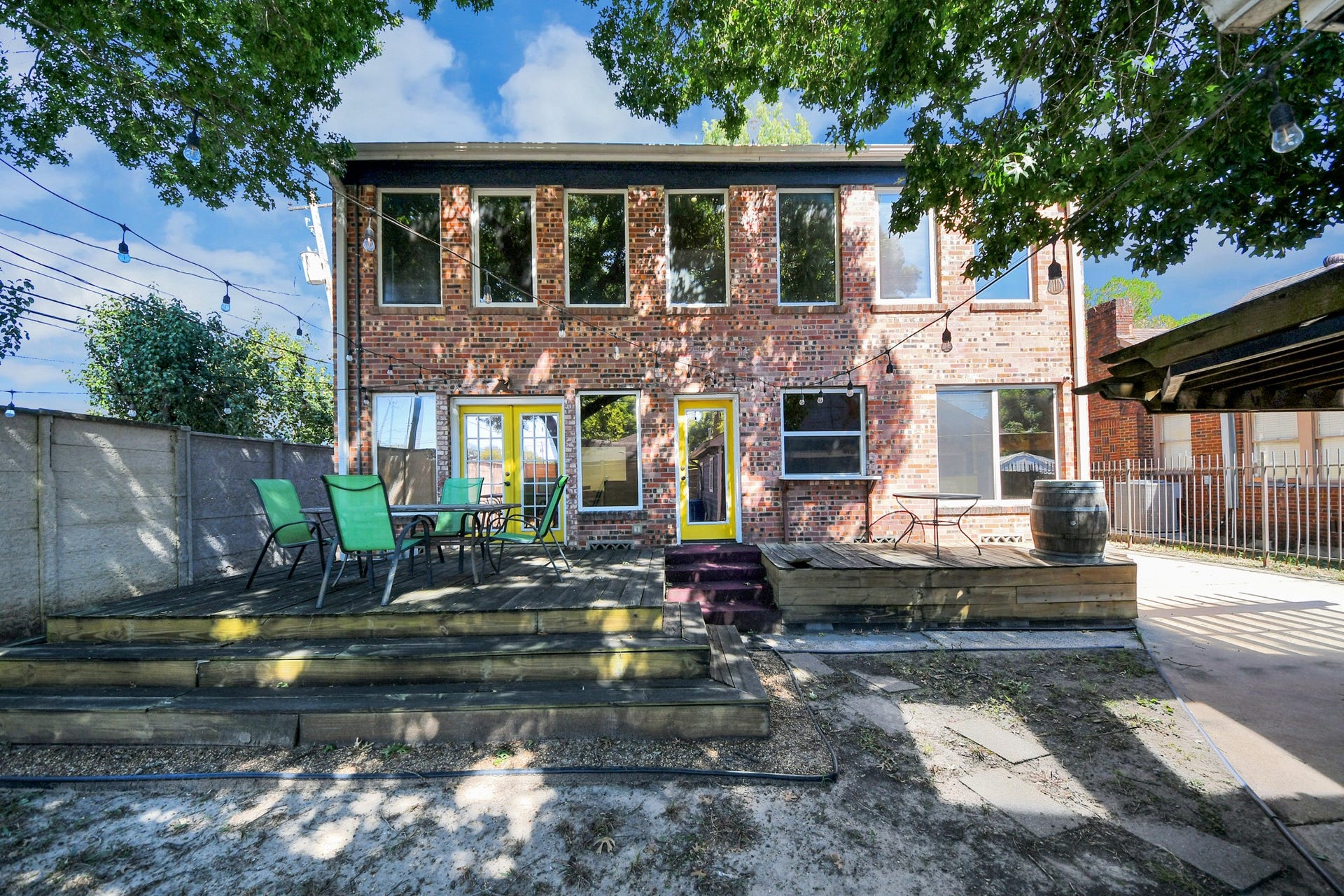 2402 Barbee Street, Houston, TX 77004 2402 Barbee Street, Houston, TX 77004