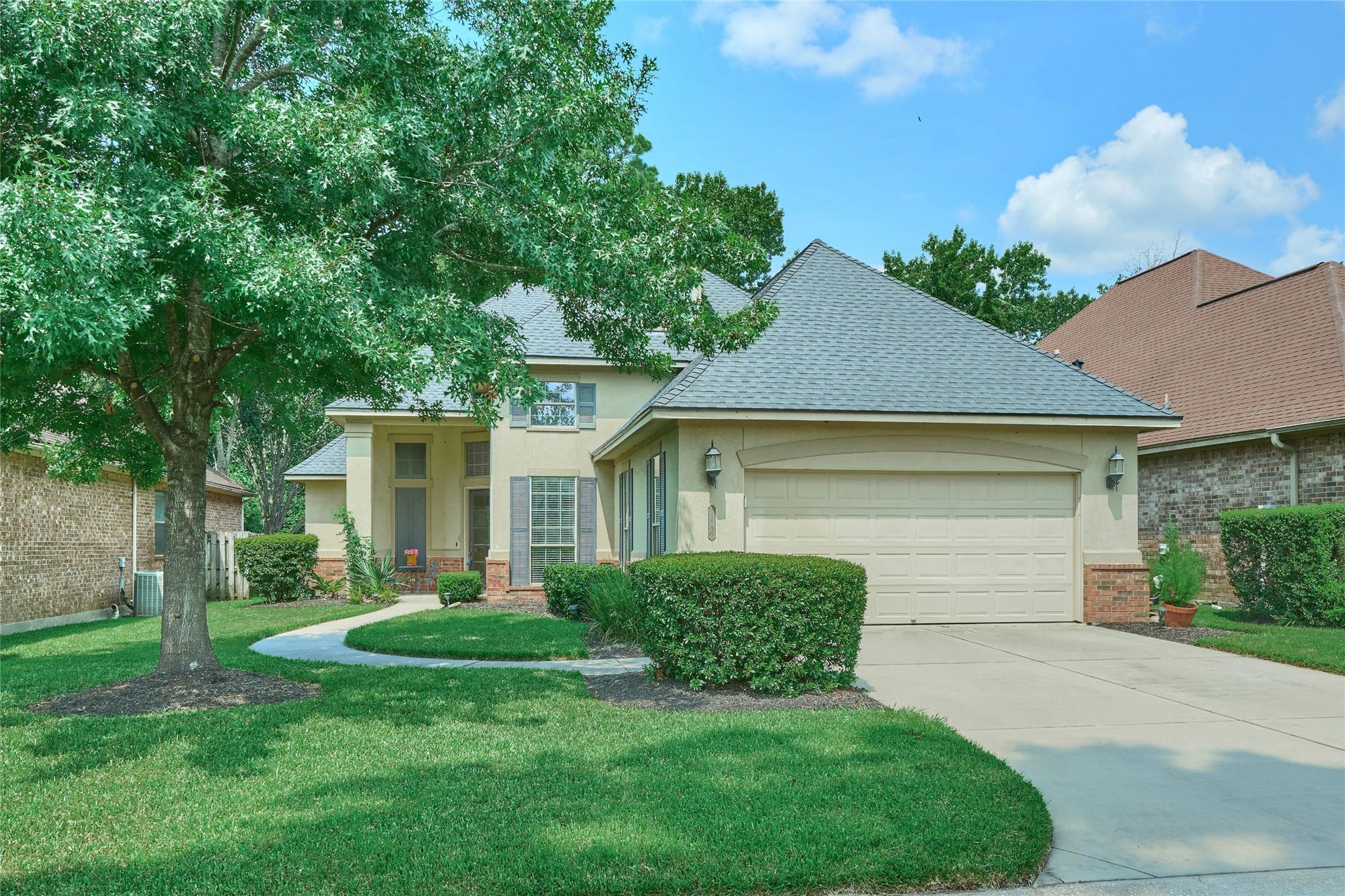 11130 Hunters Landing, Montgomery, TX 77356 Hunters Landing is an exclusive gated community. A must see if you dream of living on the LAKE!