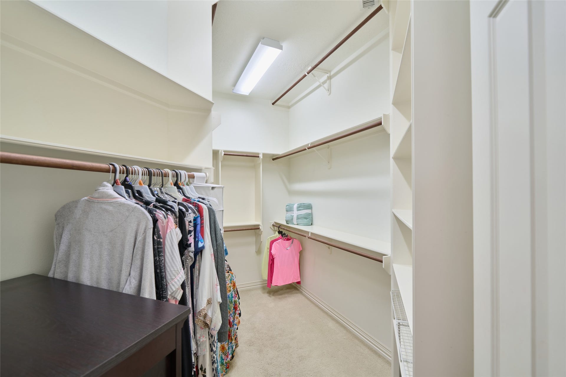 11130 Hunters Landing, Montgomery, TX 77356 This is a lovely walk in closet - photo does not capture the true size.