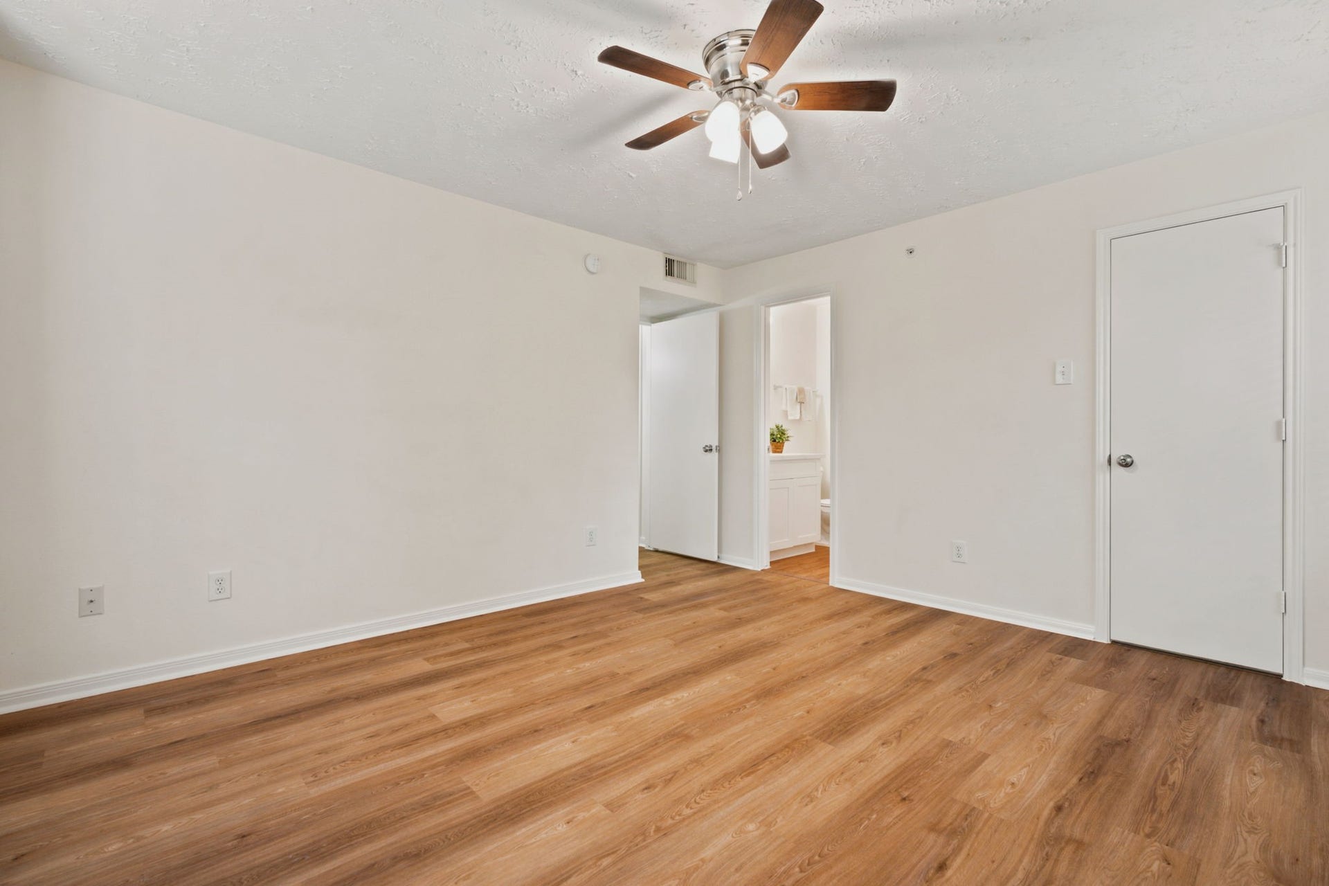 8051 Bay Branch Dr, #222, The Woodlands, TX 77382 8051 Bay Branch Dr, #222, The Woodlands, TX 77382