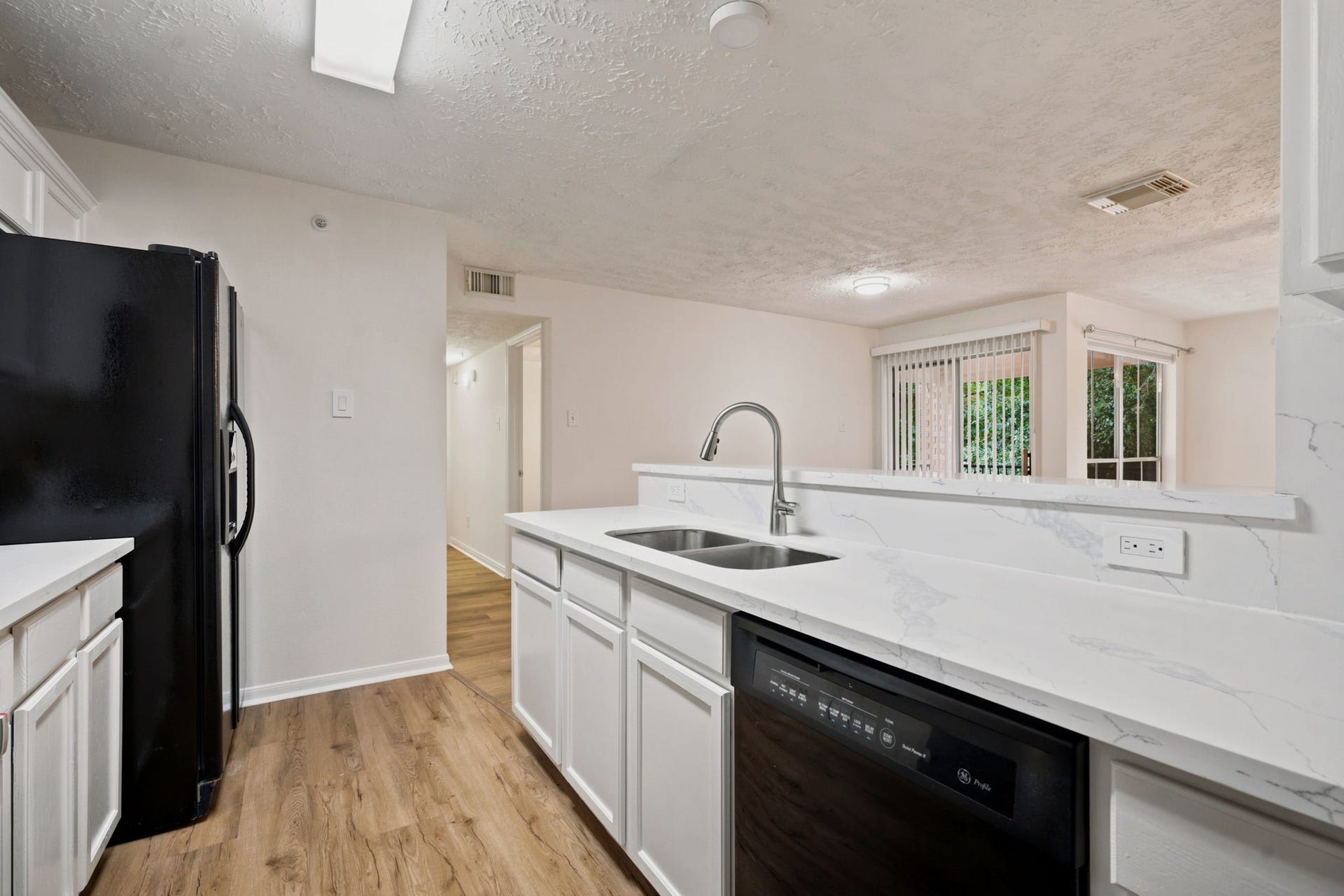 8051 Bay Branch Dr, #222, The Woodlands, TX 77382 8051 Bay Branch Dr, #222, The Woodlands, TX 77382