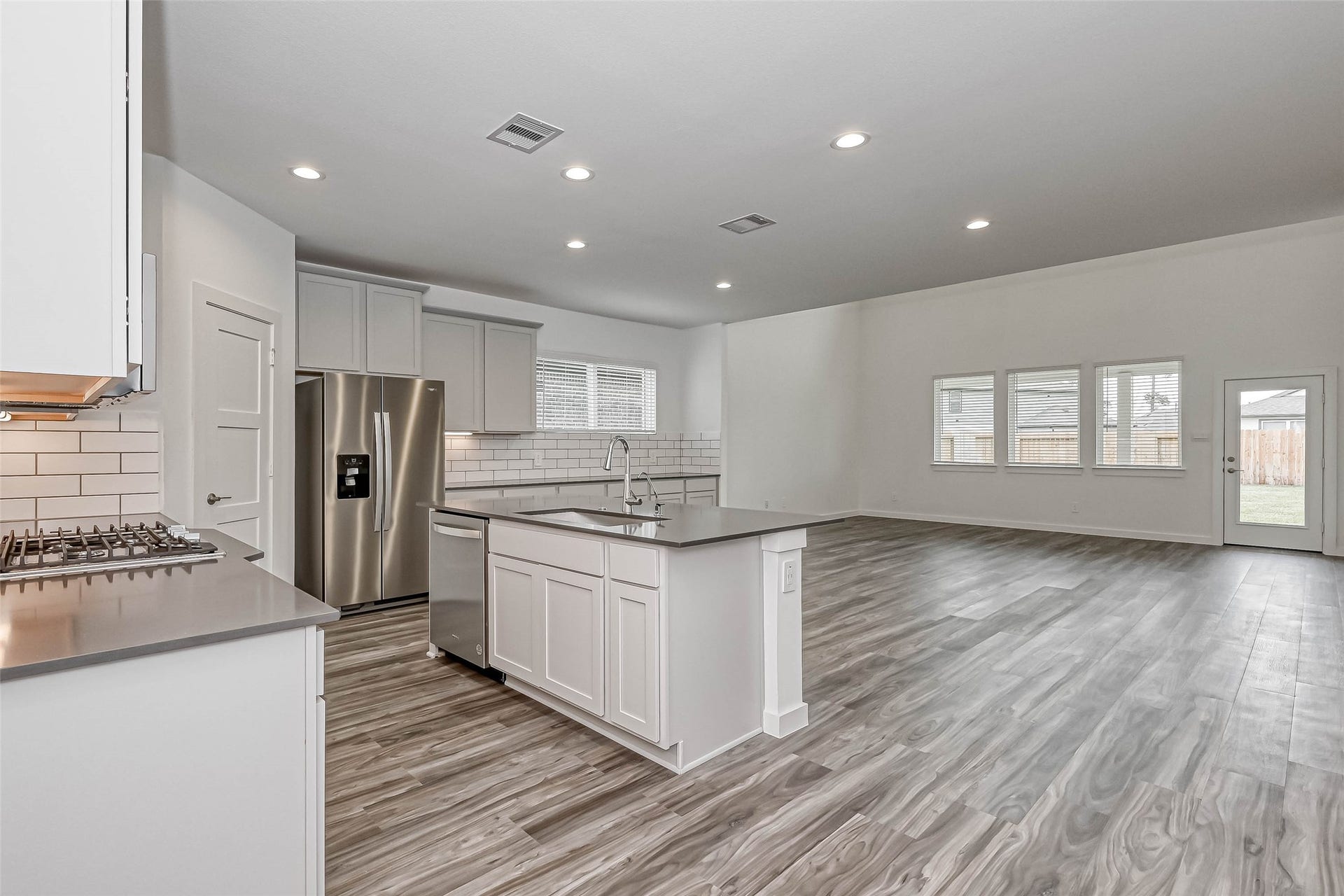 14315 Yellow Hawthorn Court, Conroe, TX 77384 14315 Yellow Hawthorn Court, Conroe, TX 77384