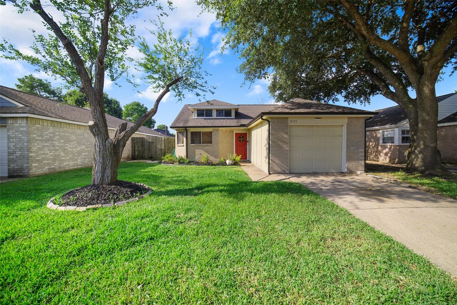 Property photo for 13139 Vista Oro Drive, Houston, TX