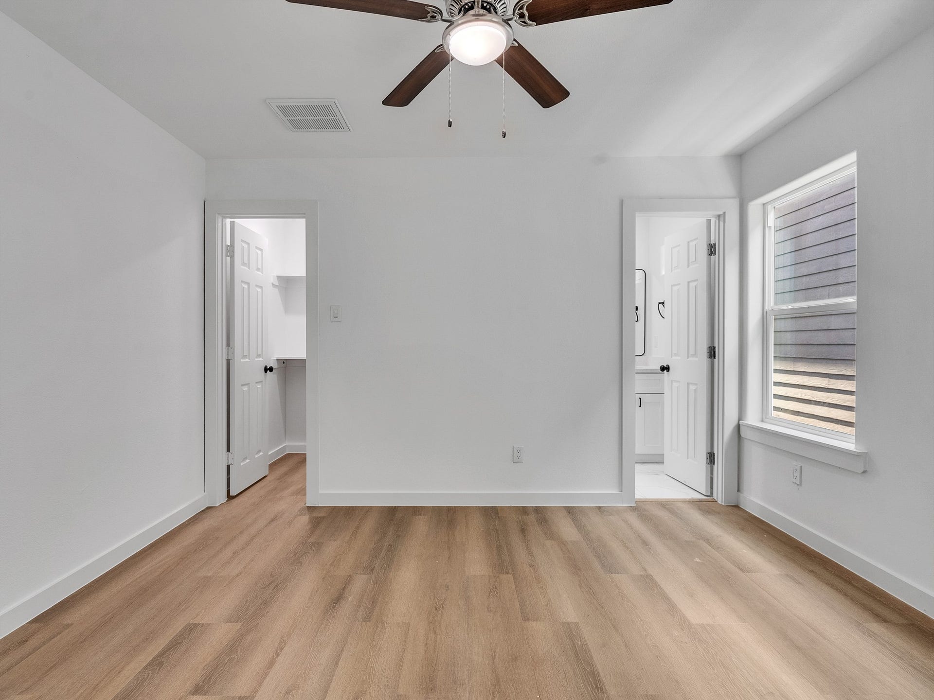 8812 Crestview Drive, #A/B, Houston, TX 77028 Photo of a similar unit