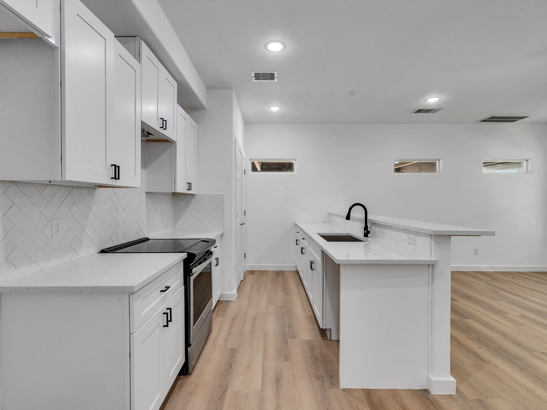 8812 Crestview Drive, #A/B, Houston, TX 77028 Photo of a similar unit