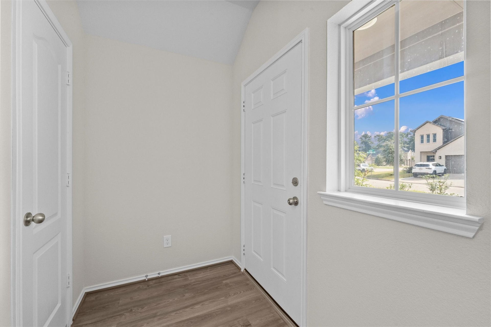 22635 Rosy Heights Trail, Tomball, TX 77377 Front Entryway with Storage Closet
