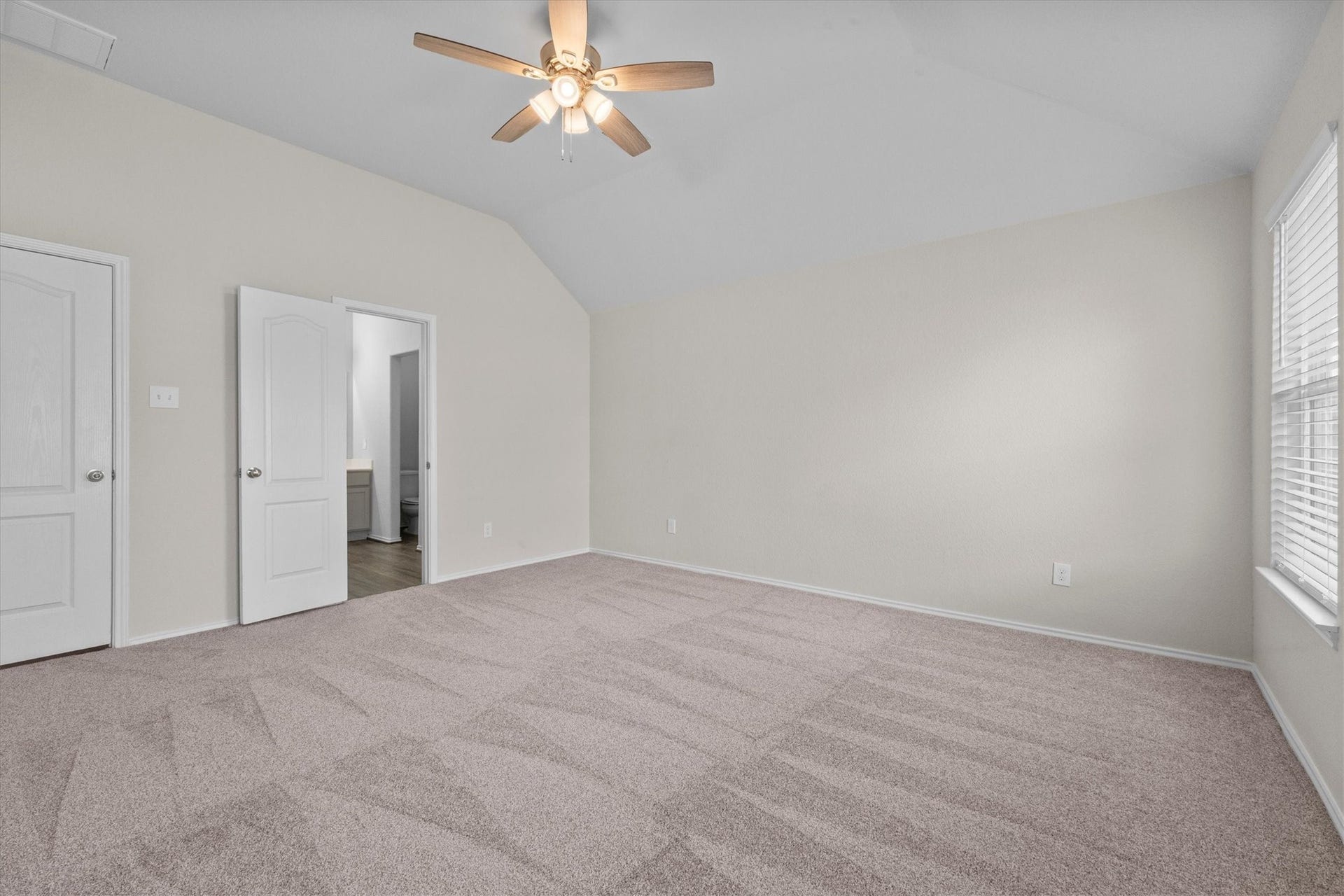 22635 Rosy Heights Trail, Tomball, TX 77377 Spacious Primary Bedroom with added ceiling fan