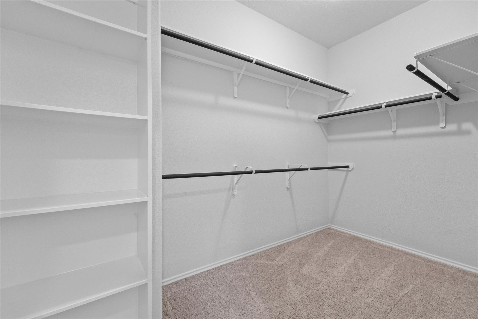 22635 Rosy Heights Trail, Tomball, TX 77377 Large Primary Walkin-in closet