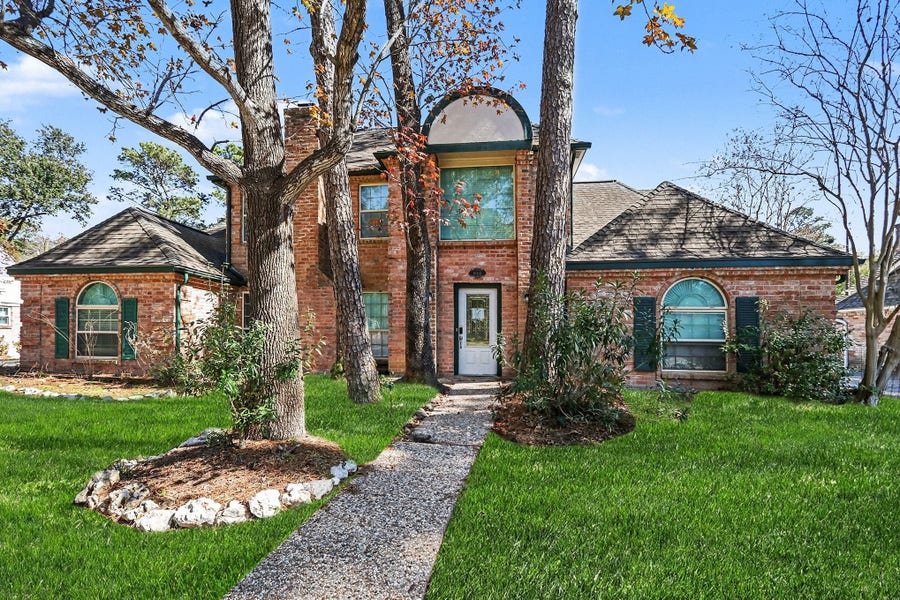 Property photo for 16118 Hexham Drive, Spring, TX