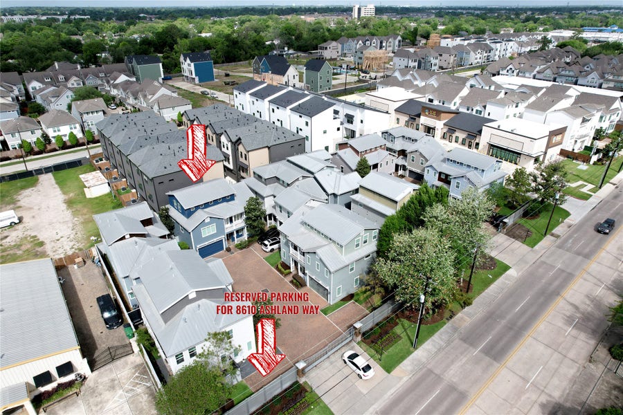 Property photo for 8610 Ashland Way, Houston, TX