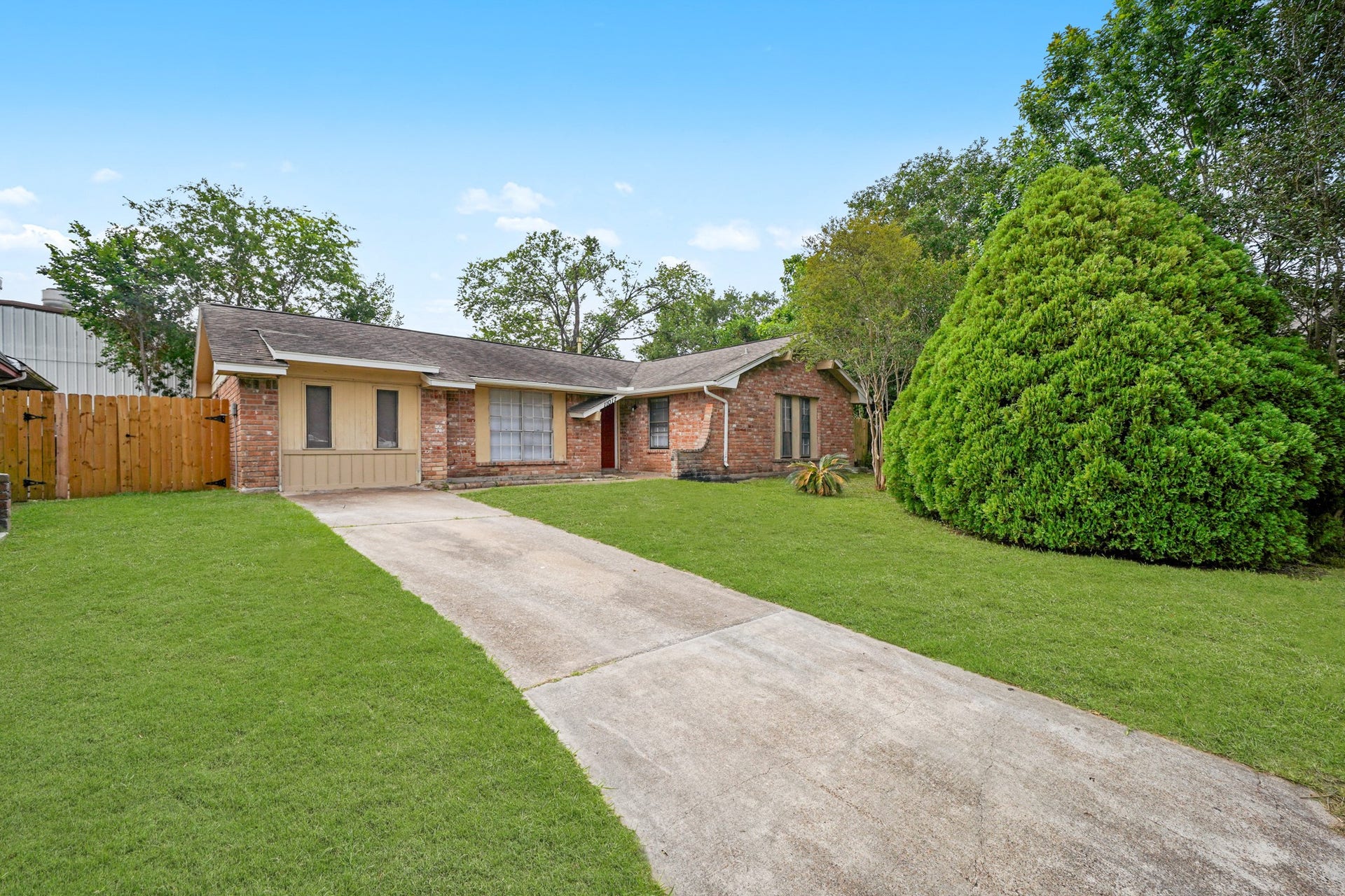 11017 Lera Street, Houston, TX 77016 11017 Lera Street, Houston, TX 77016