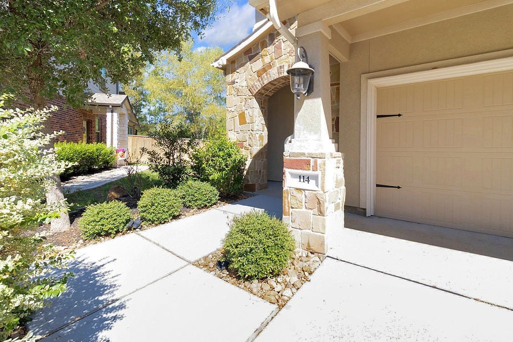 114 Silver Sky Court, Conroe, TX 77304 114 Silver Sky Court, Conroe, TX 77304