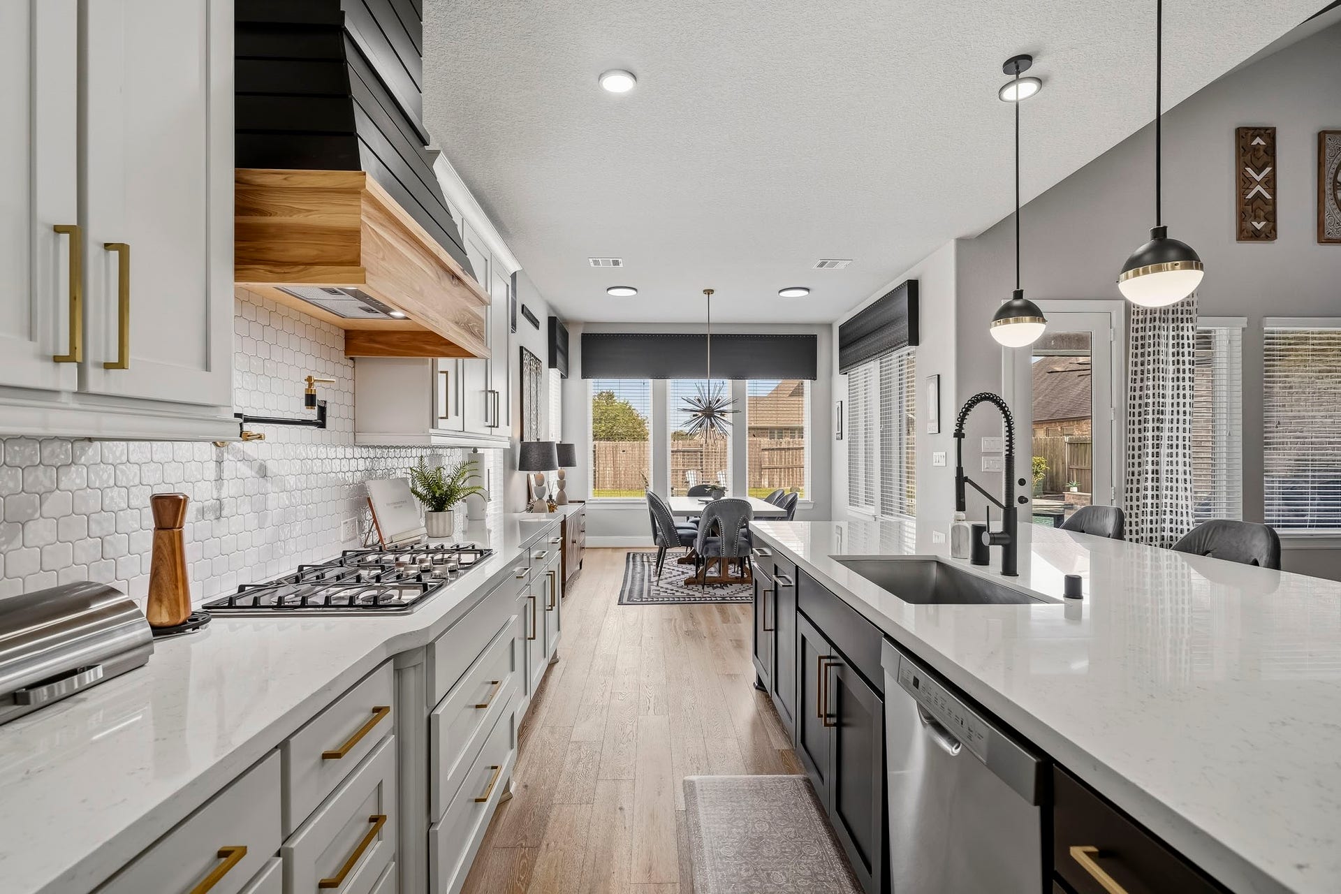 2030 Pembrook Place, Missouri City, TX 77459 2030 Pembrook Place, Missouri City, TX 77459