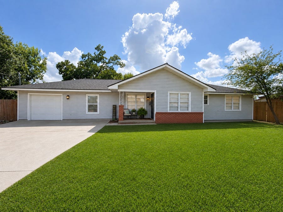 Property photo for 501 Evanston Street, Houston, TX