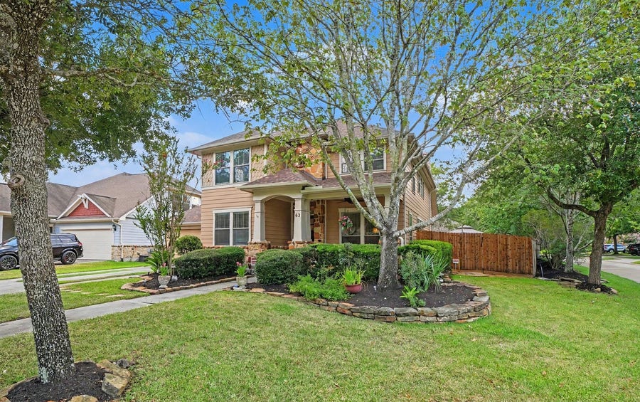 Property photo for 62 W Tapestry Park Circle, The Woodlands, TX
