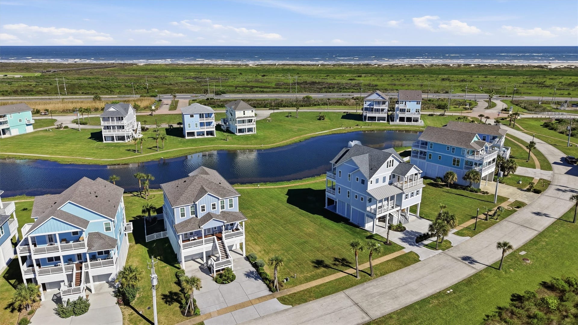 Surrounded by attractive coastal homes and open green space, this homesite offers a peaceful setting for the custom home you have been dreaming about.