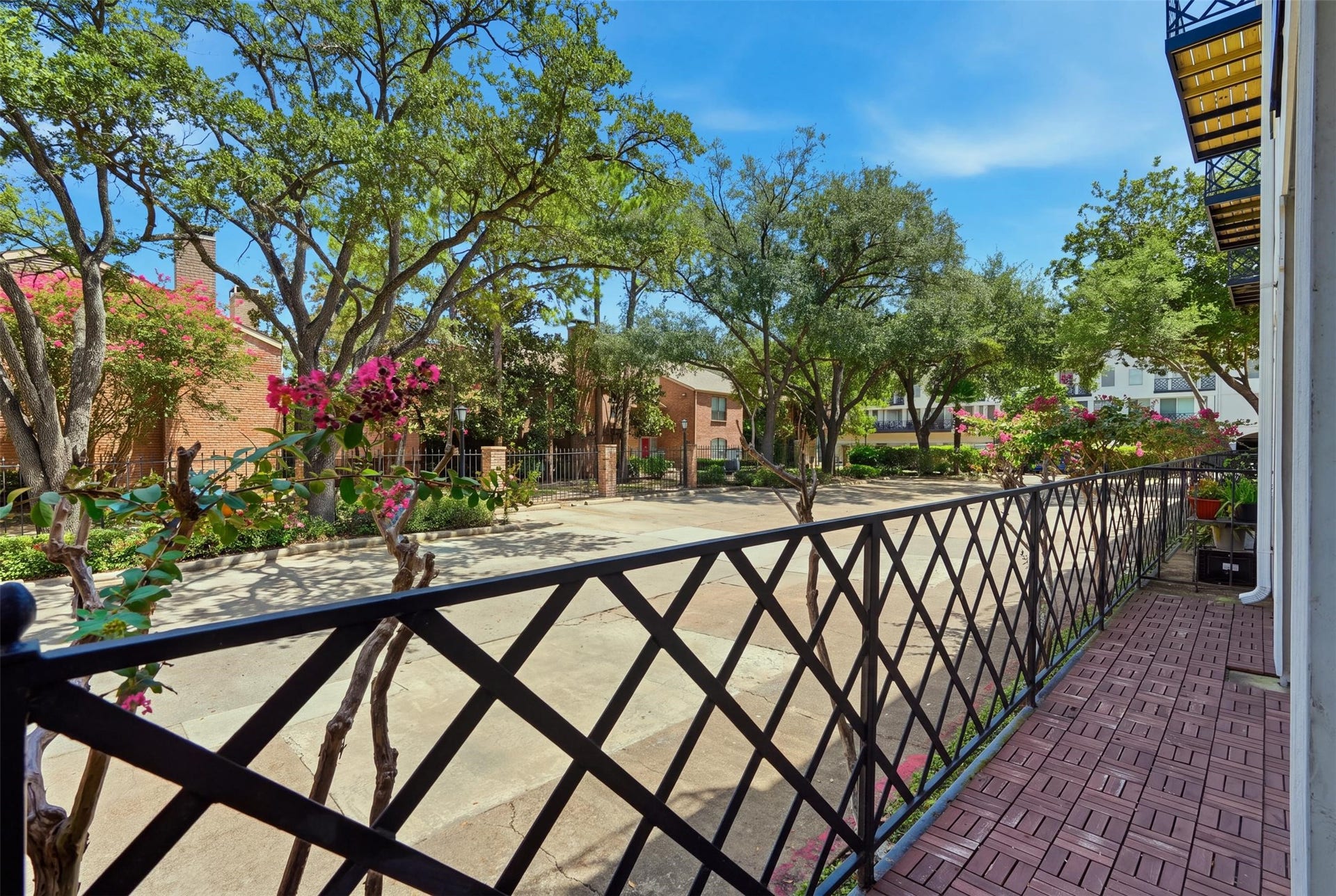 2333 Bering Drive, #108, Houston, TX 77057 2333 Bering Drive, #108, Houston, TX 77057