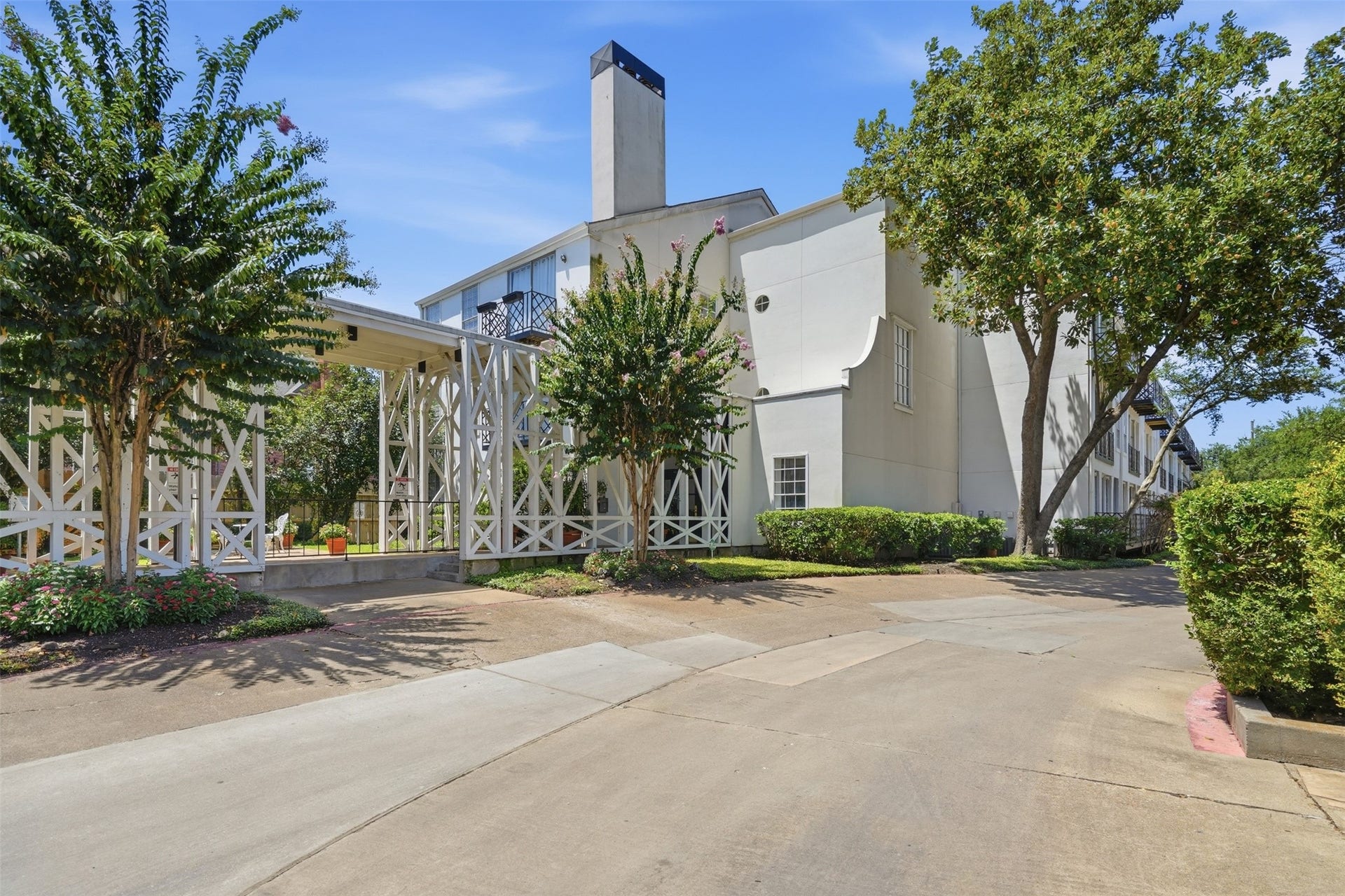 2333 Bering Drive, #108, Houston, TX 77057 2333 Bering Drive, #108, Houston, TX 77057