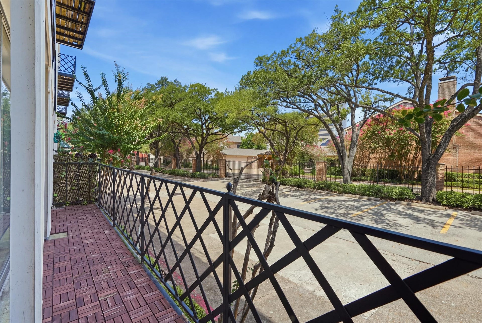 2333 Bering Drive, #108, Houston, TX 77057 2333 Bering Drive, #108, Houston, TX 77057