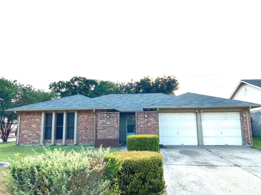 Property photo for 15950 Manfield Drive, Houston, TX