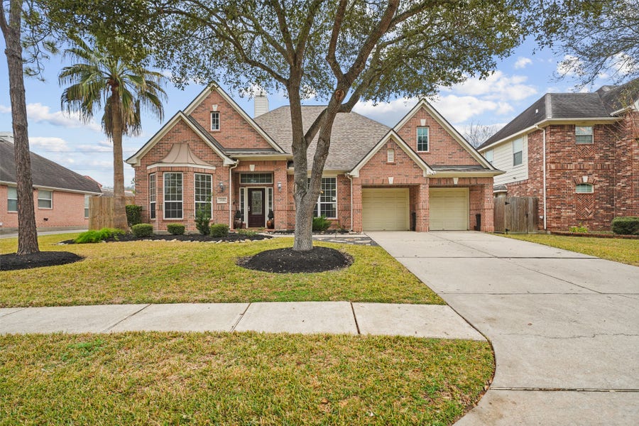 Property photo for 6118 Berwick Lane, League City, TX