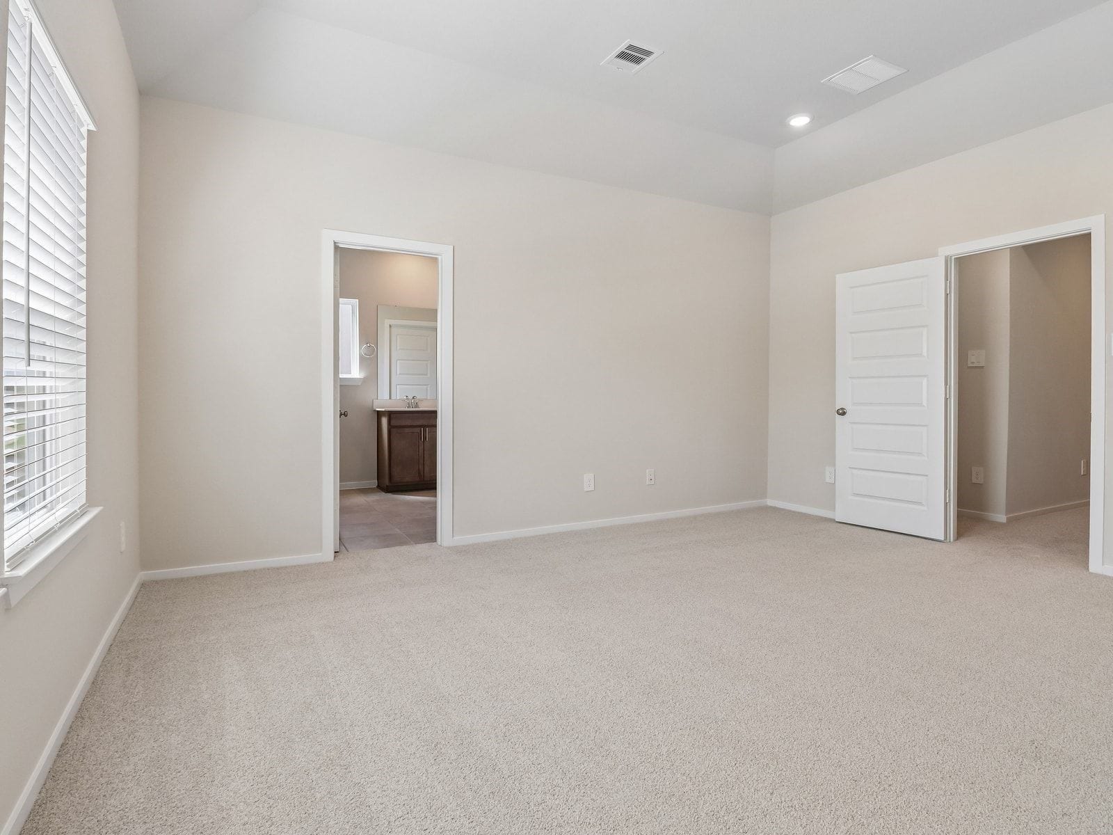 9139 Banpo Heights Drive, Cypress, TX 77433 Photo is not of the actual home, but is an inspirational photo of builder's model home and may depict options, furnishings, and/or decorator features that are not included.