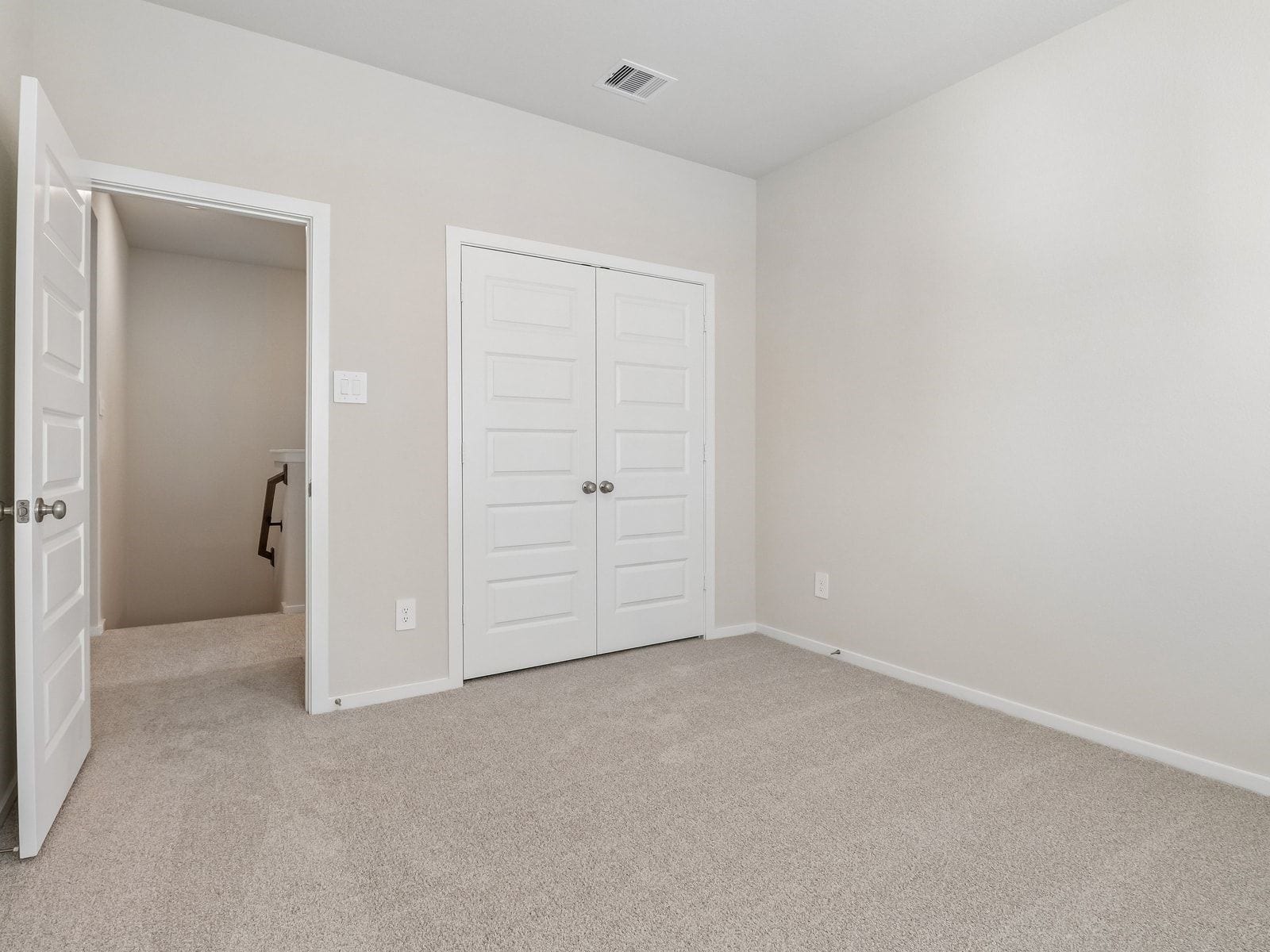 9139 Banpo Heights Drive, Cypress, TX 77433 Photo is not of the actual home, but is an inspirational photo of builder's model home and may depict options, furnishings, and/or decorator features that are not included.