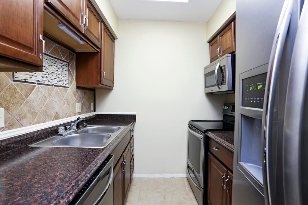 9009 Richmond Avenue, #110, Houston, TX 77063 9009 Richmond Avenue, #110, Houston, TX 77063